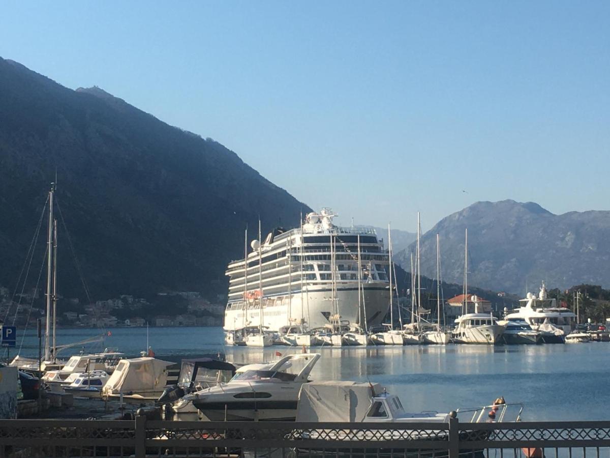 Hotel Art House 001 Kotor Exterior foto